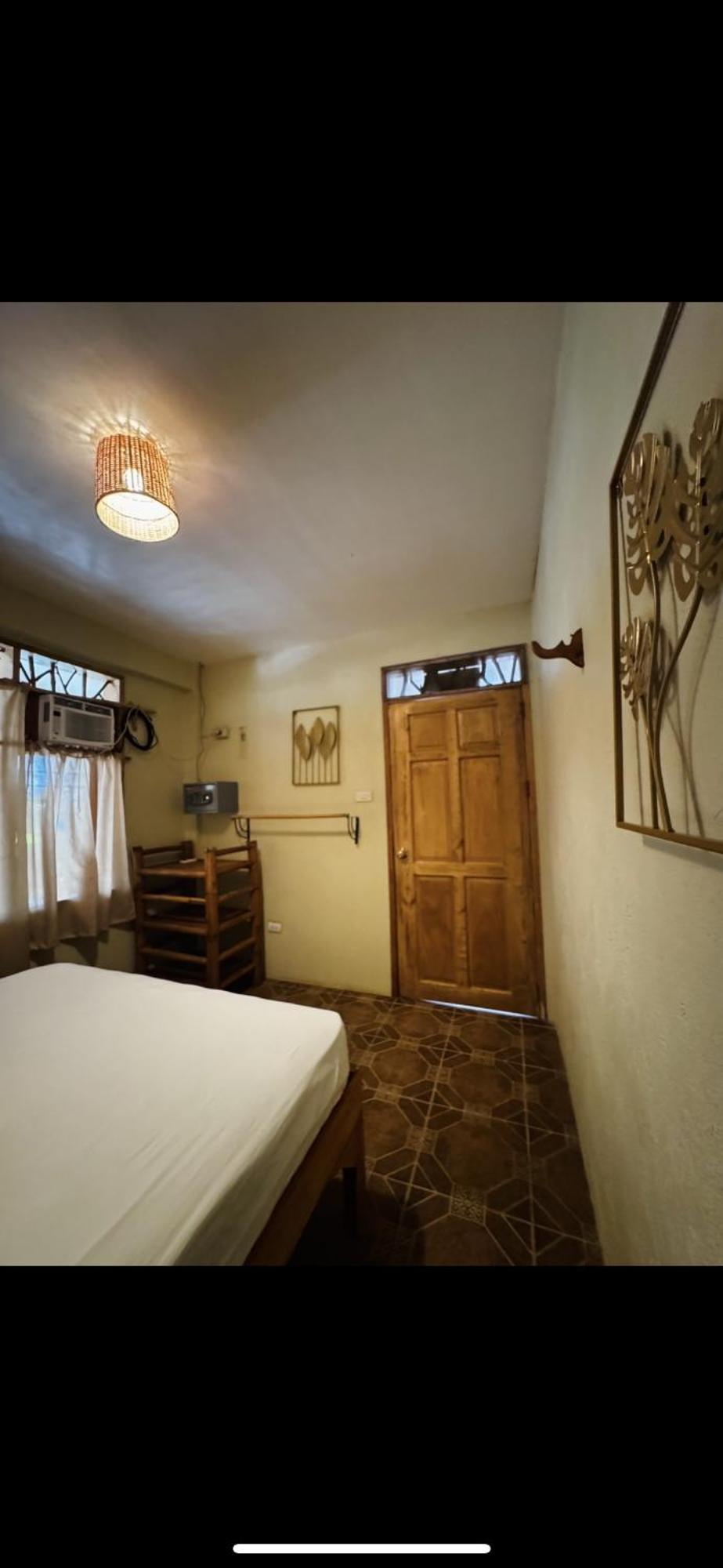 Tahanan Hotel