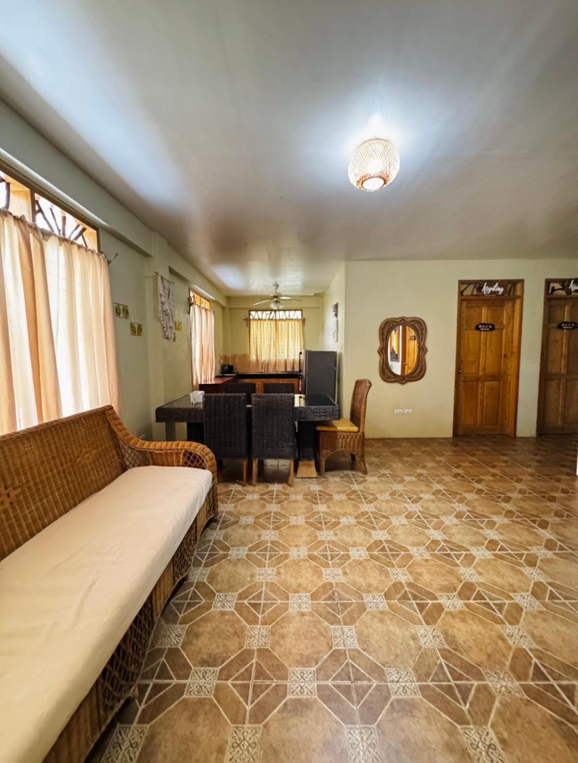 Hotel Tahanan San Juan (Siquijor)